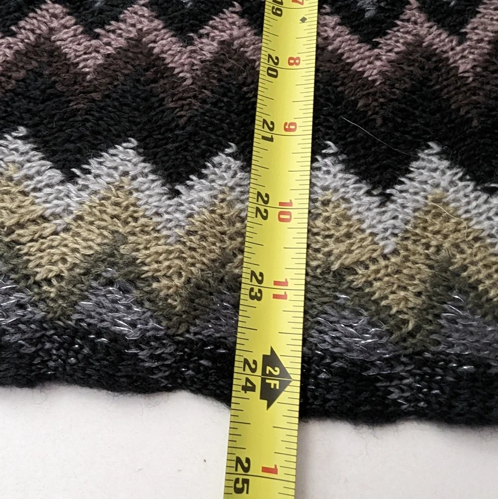 Steve Madden Infinity Scarf Chevron Print Double Over Vest Shrug New with tags.